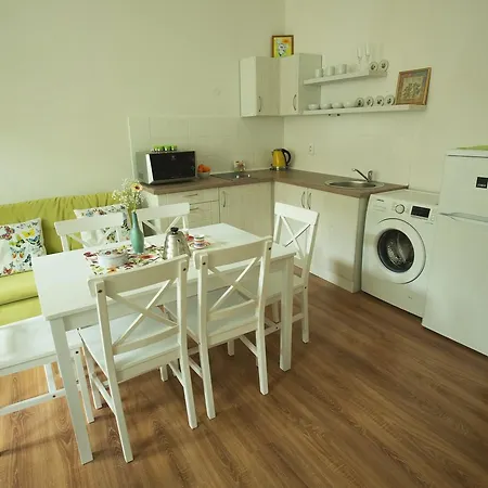 Best Apartments Teplice Διαμέρισμα *